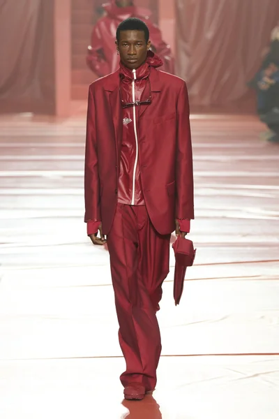 Look 9